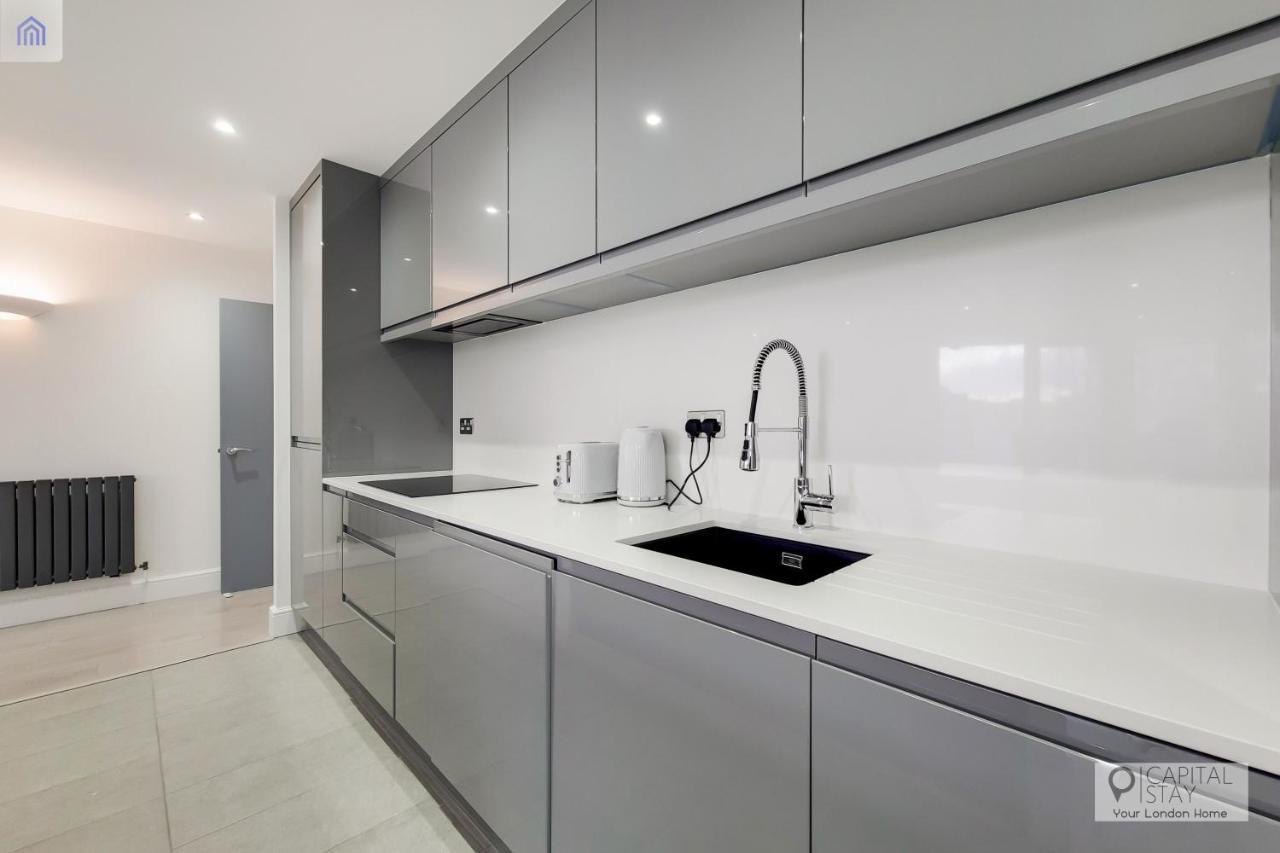 Free Parking - Stylish Three Bedroom Apartment By London Excel 外观 照片